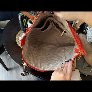 Michael kors tote
